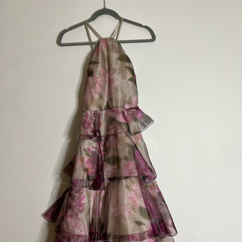 Beautiful dress that can transform into an elegant cocktail dress with a suit